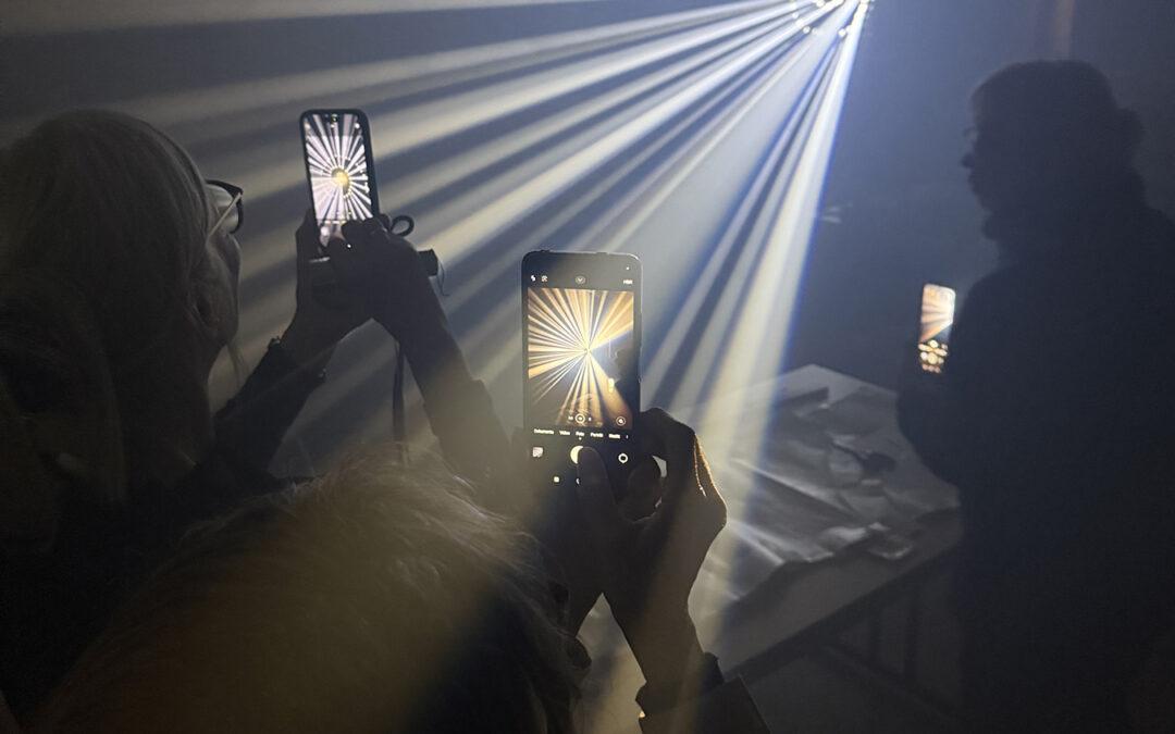 WORKSHOP „PAPIER LICHT INSTALLATION“ IM RÜCKBLICK